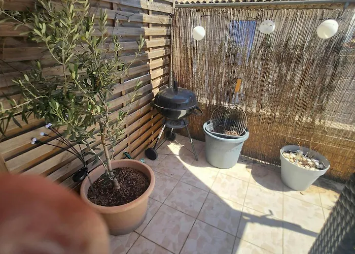 Dom wakacyjny Le Celeste Au Coeur Du Village Avec Toit Terrasse