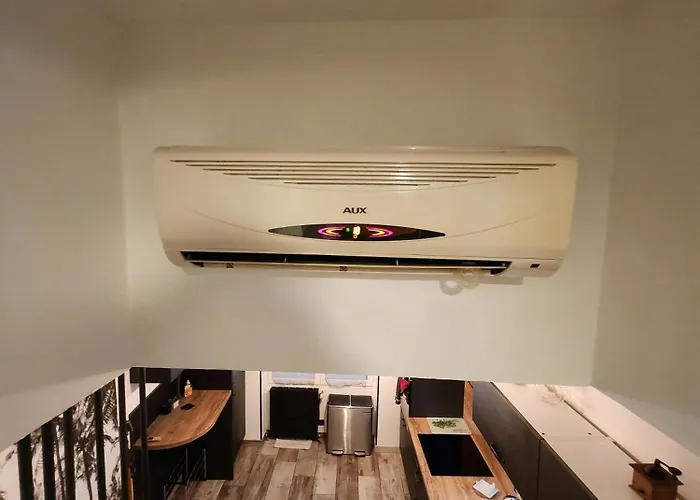 Dom wakacyjny Le Celeste Au Coeur Du Village Avec Toit Terrasse