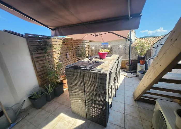 Dom wakacyjny Le Celeste Au Coeur Du Village Avec Toit Terrasse *