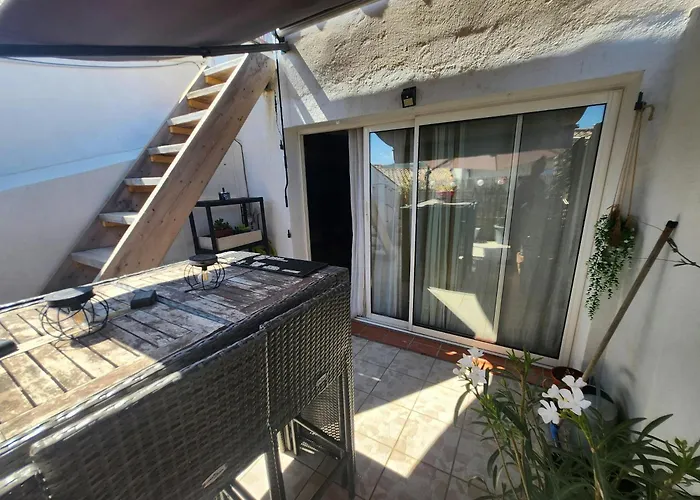 Dom wakacyjny Le Celeste Au Coeur Du Village Avec Toit Terrasse